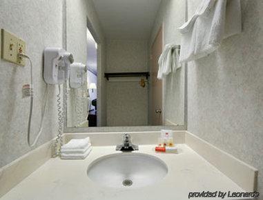 デイズ イン バイ ウィンダム カレッジ パーク カレッジパーク エクステリア 写真